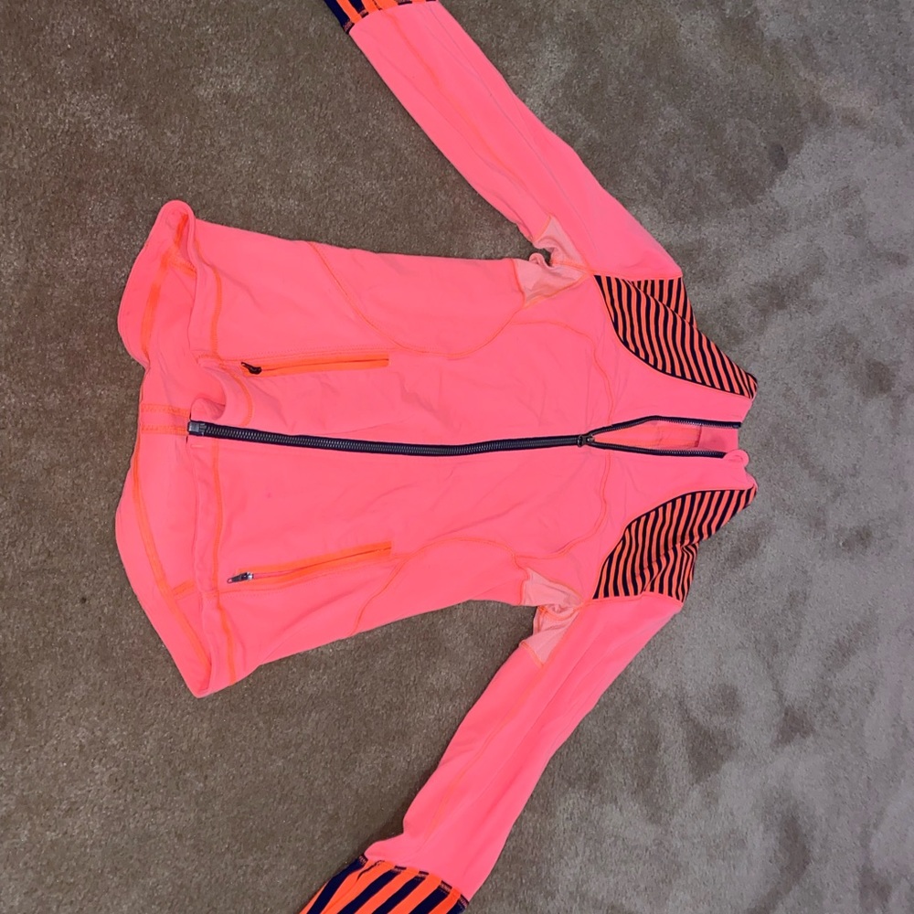 Lululemon Bright and Bold NWOT orange jacket size 4